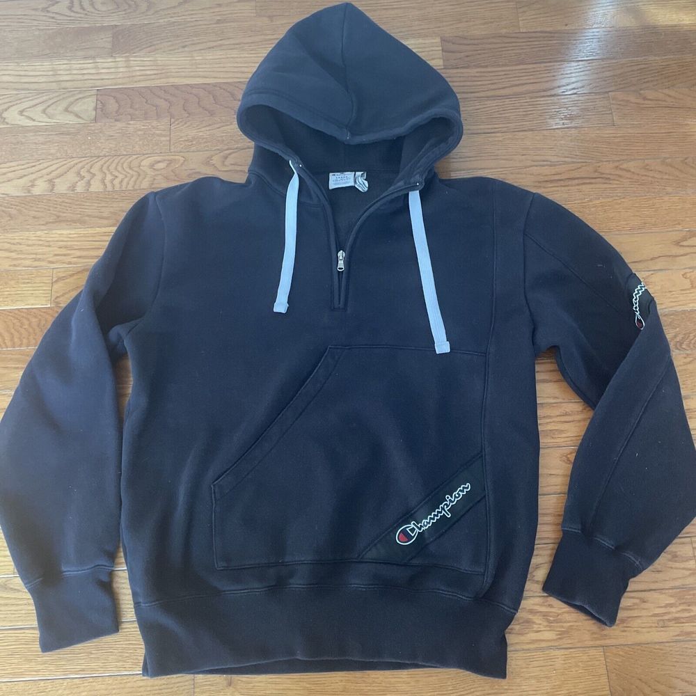 Champion Asymmetric Pocket Logo Black Hoodie Large‎